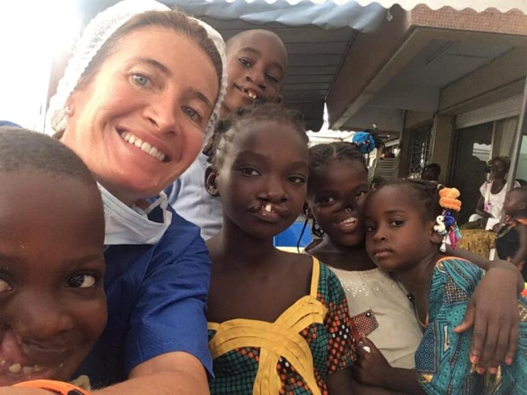 Abidjan NOMA Sourire un jour Côte d'Ivoire