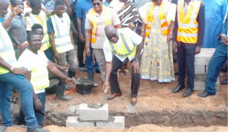 Côte d'Ivoire : région du Gbêkê, Assahoré a initié la construction d'un centre de santé à Golikro grâce à ses relations